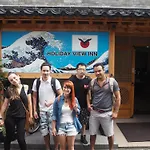 Holiday View Inn - Hostel